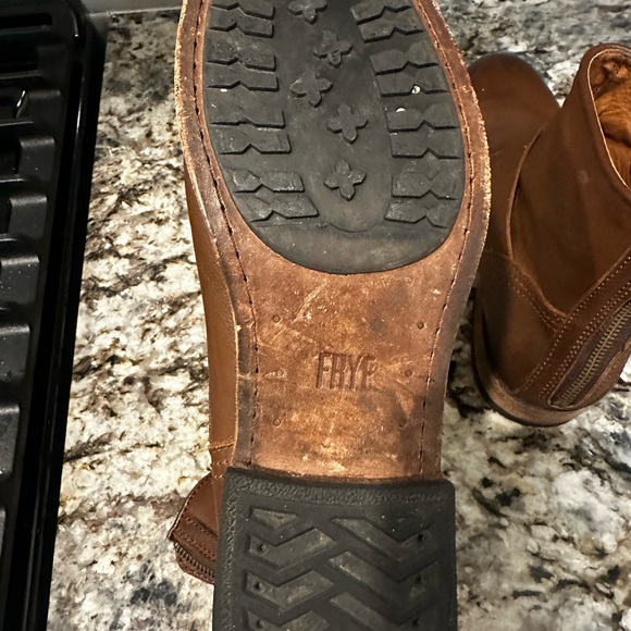 Women’s FRYE Brown Leather Ankle Boots - Picture 6 of 6